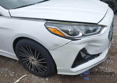 2018 Hyundai Sonata Se z USA, uszkodzony, nr VIN 5NPE24AF9JH654106